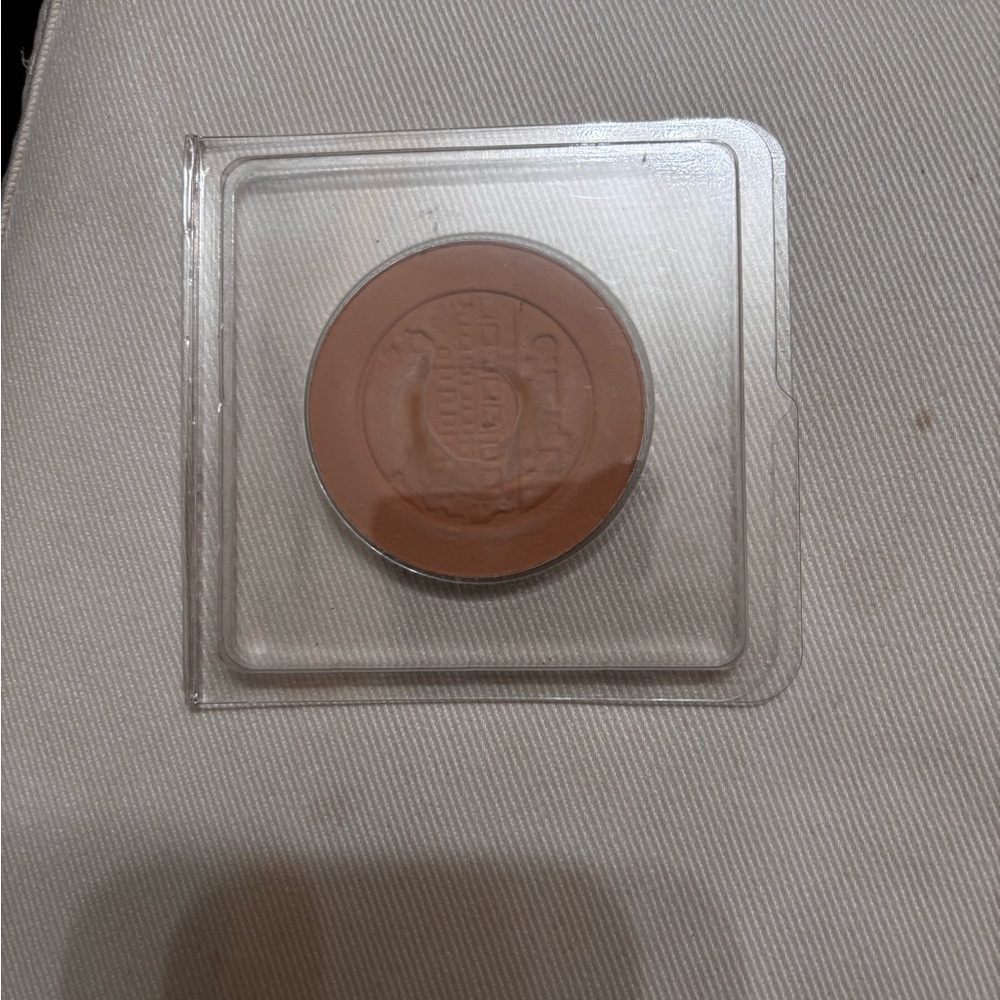 La Prairie Fountain Powder Golden Beige